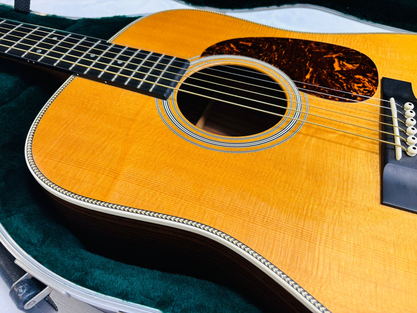 Martin HD-28 (Pre-owned) 2014