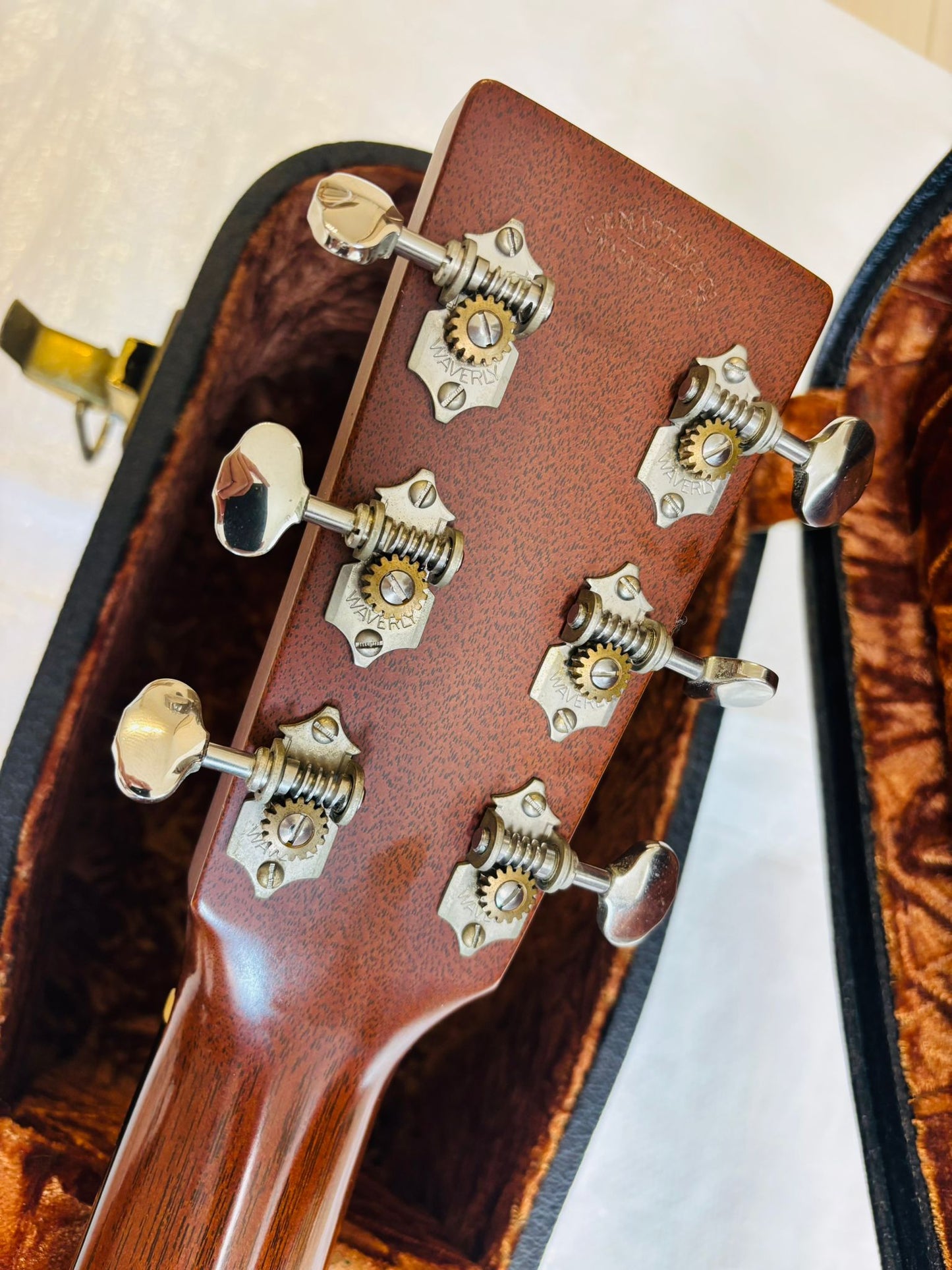 Martin D-18GE Golden Era 2004 – Adirondack & Mahogany Powerhouse