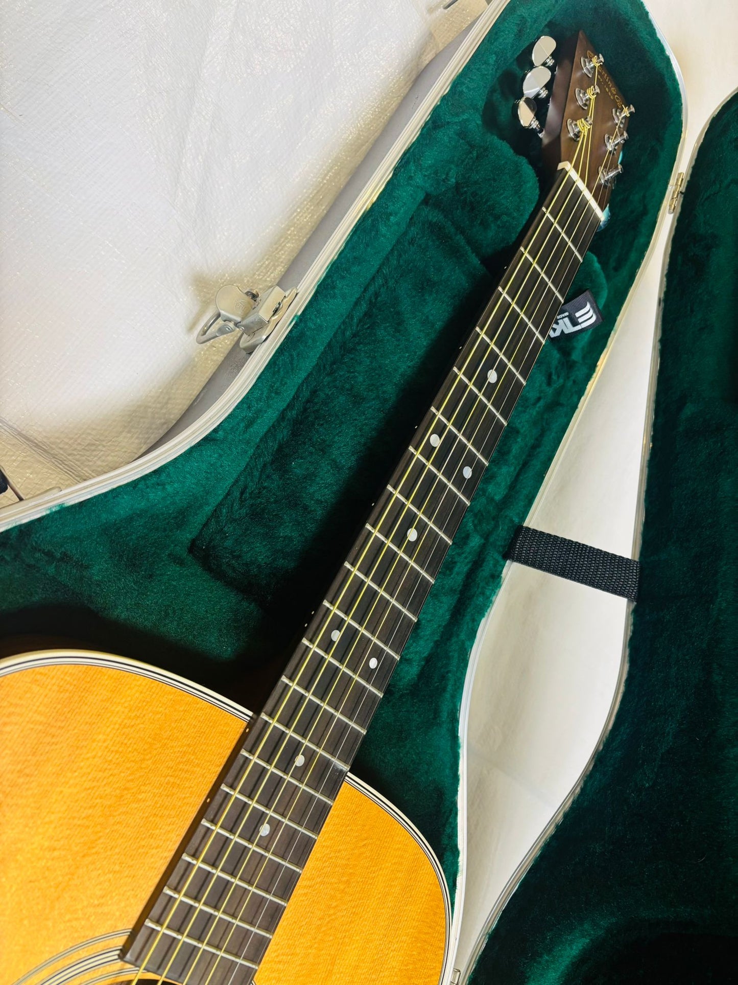 Martin D-28 (Pre-owned) 2009