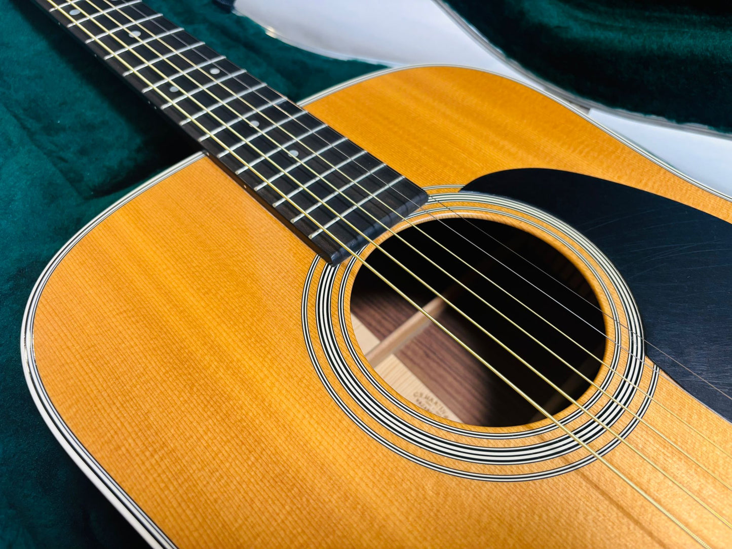 Martin D-28 (Pre-owned) 2009