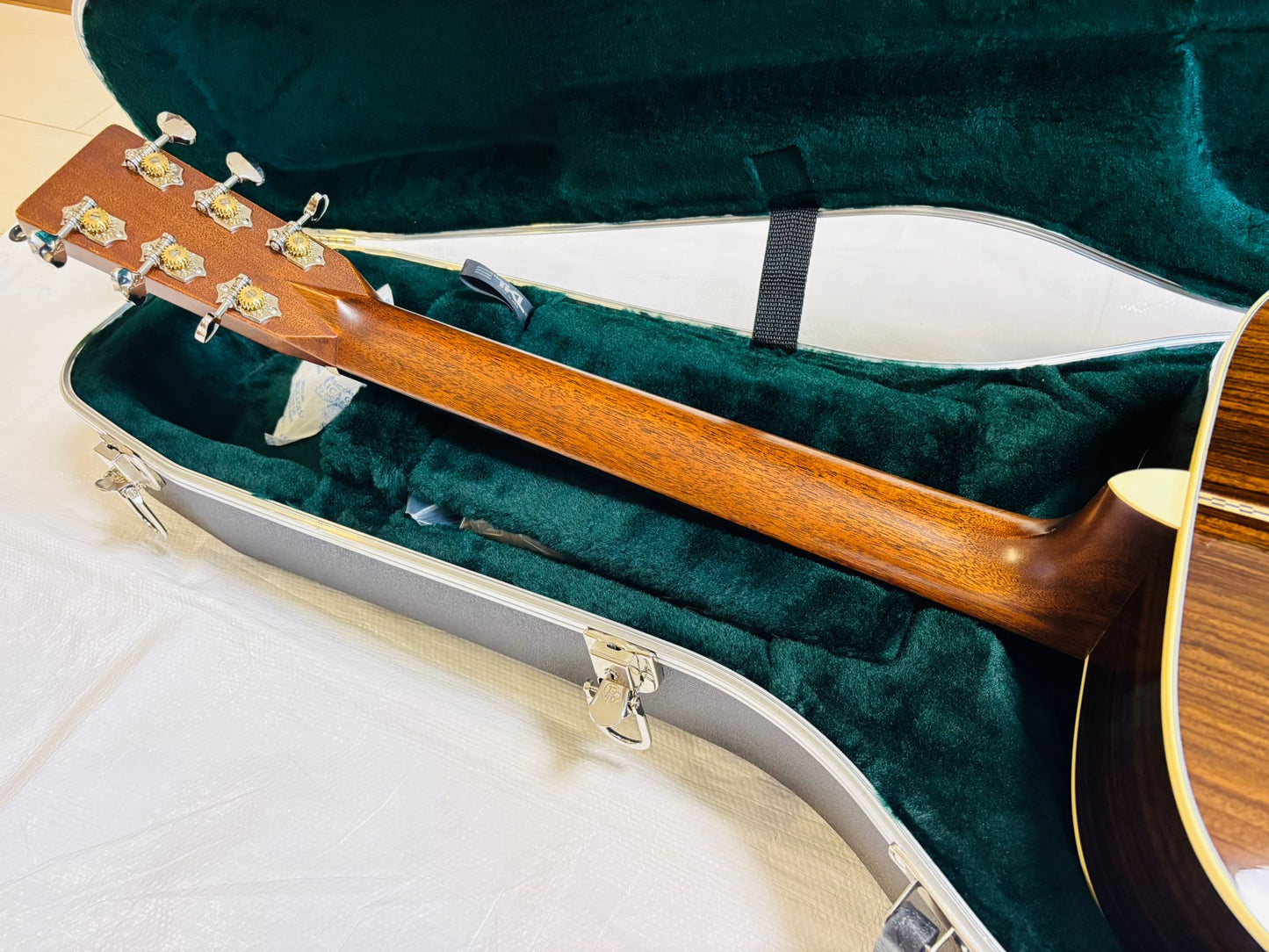 Martin OM-28 (Pre-owned) 2024 - Like Brand New