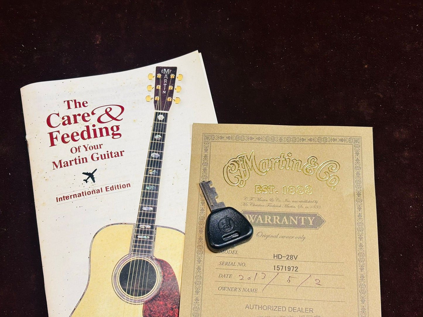 Martin HD-28V Vintage Series (Pre-owned) 2012