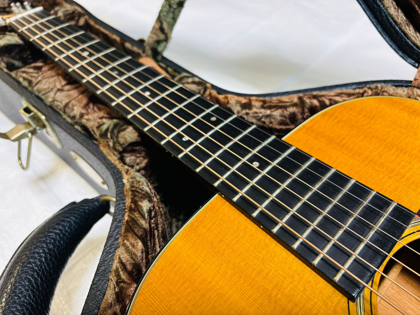 Martin 00-18V (Pre-owned) 2004 Vintage Series