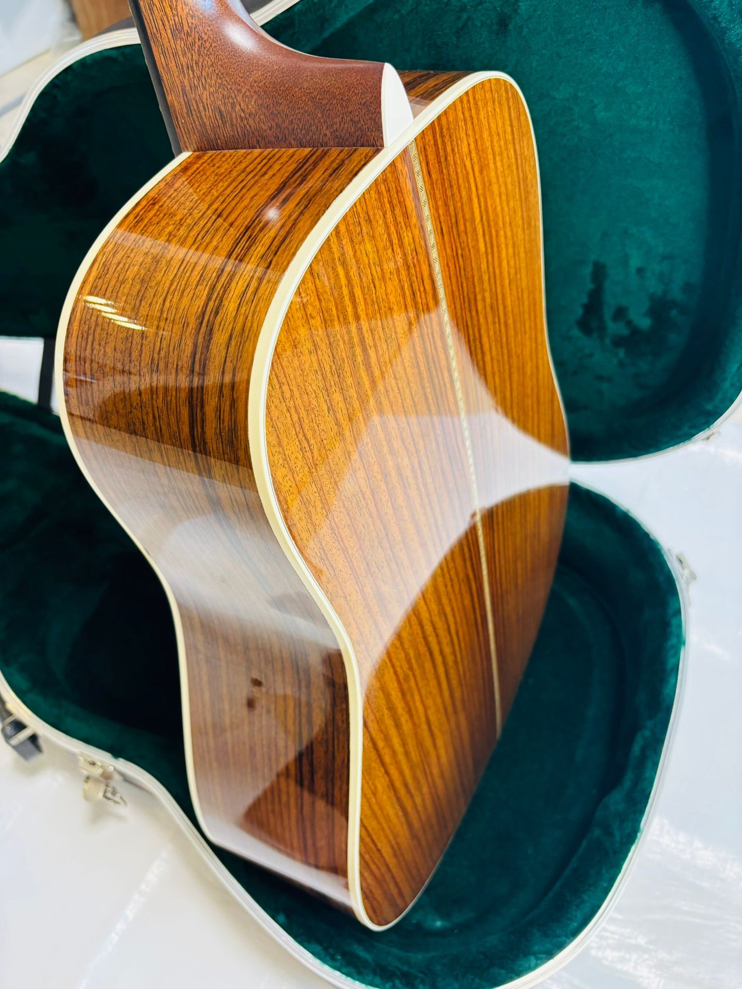 Martin HD-28 (Pre-owned) 2014