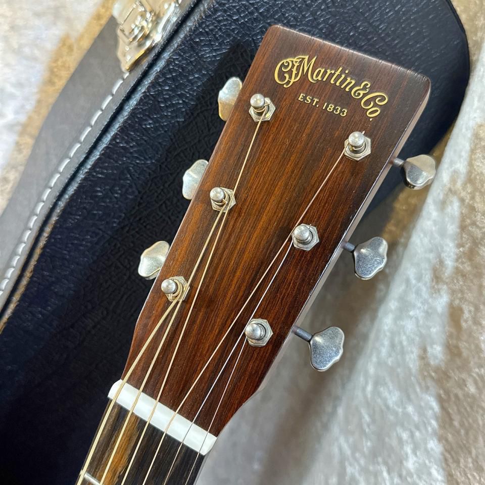 Martin D-18 Streetlegend (Pre-owned) 2024 like new