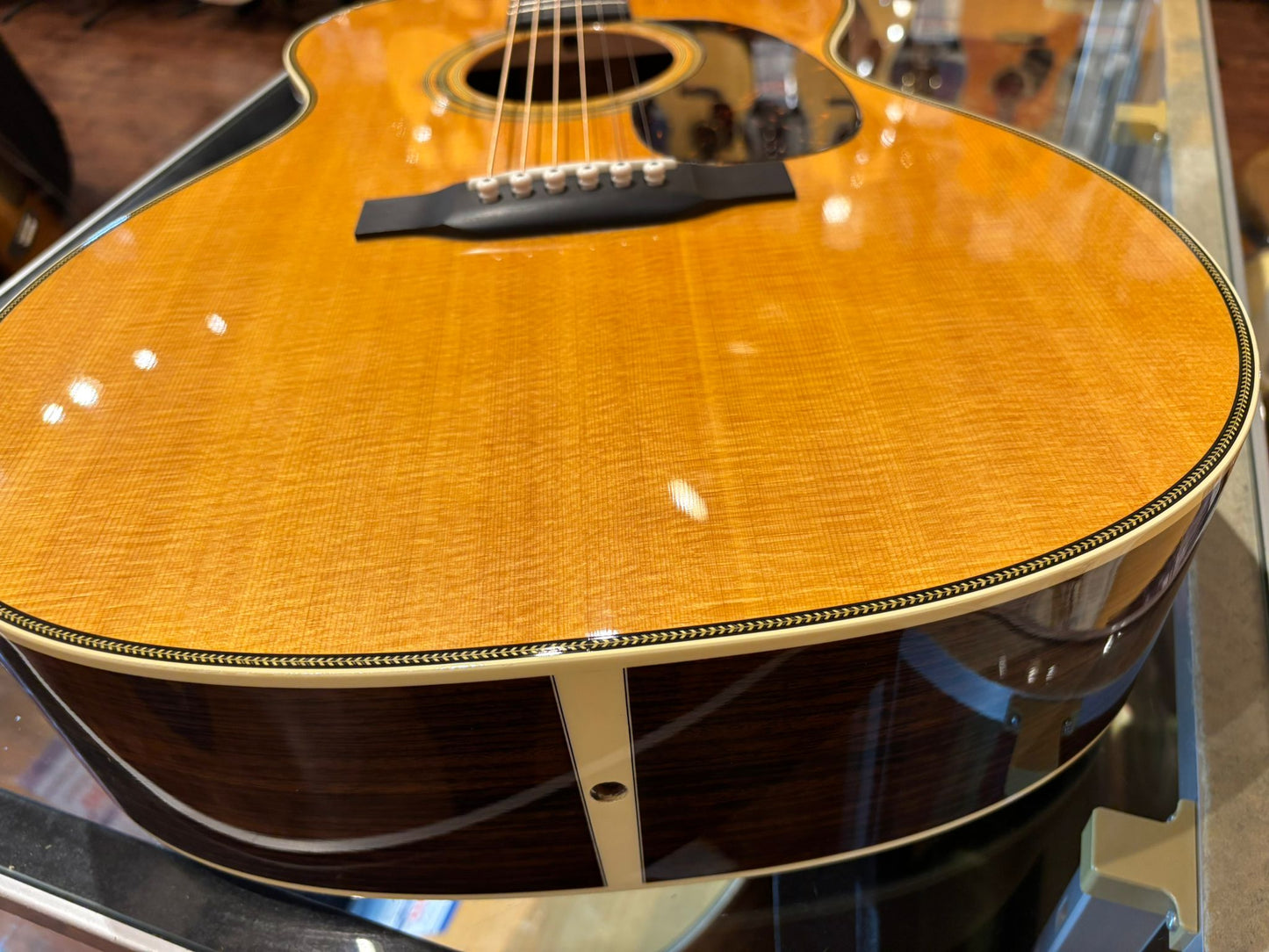 Martin 000-28EC Eric Clapton (Pre-owned) 2023 like new
