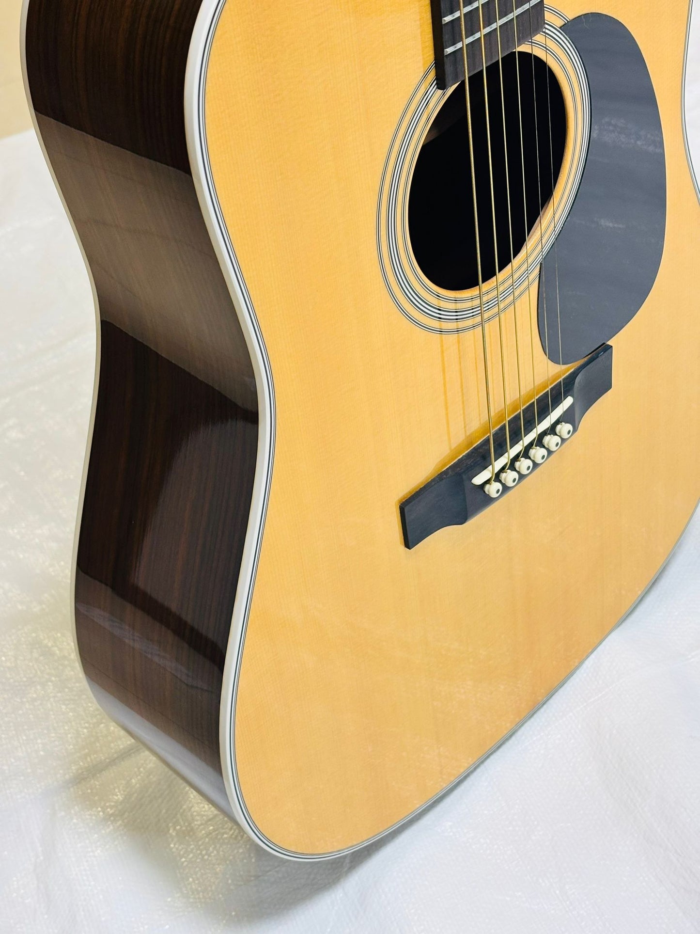 Martin D-28 custom shop (Pre-owned) 2011