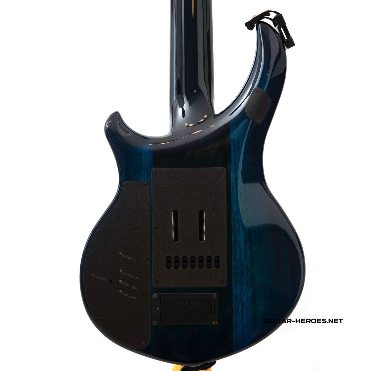 Music Man Majesty 7 – Blue Honu, John Petrucci. Mint (Pre-owned)