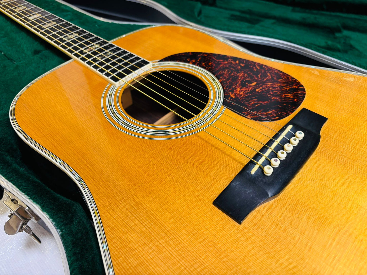 Martin D-41 (Pre-owned) 2002