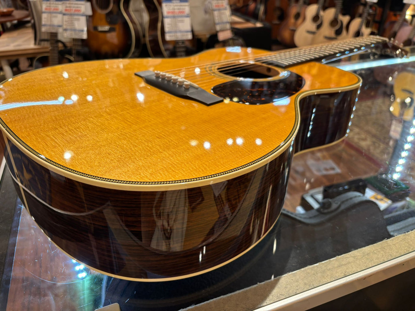 Martin 000-28EC Eric Clapton (Pre-owned) 2023 like new