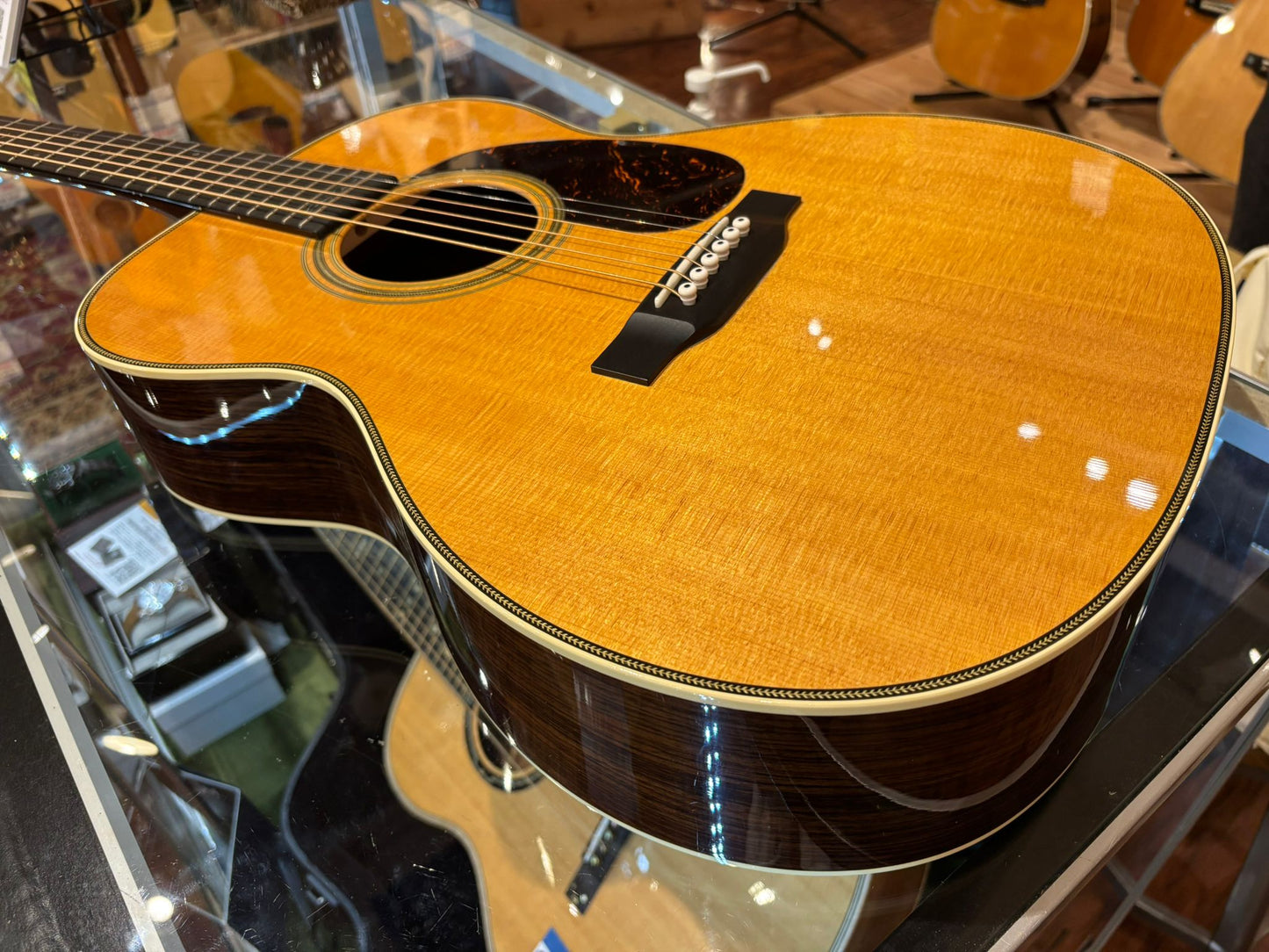 Martin 000-28EC Eric Clapton (Pre-owned) 2023 like new