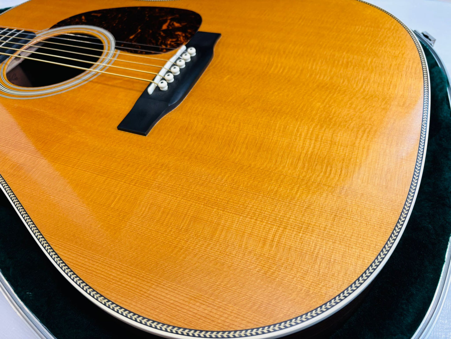 Martin HD-28 (Pre-owned) 2014