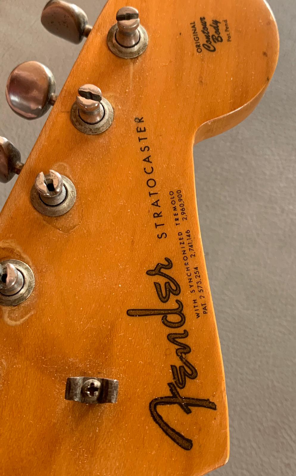1963 Original Fender Stratocaster (Pre CBS) refinished - White case