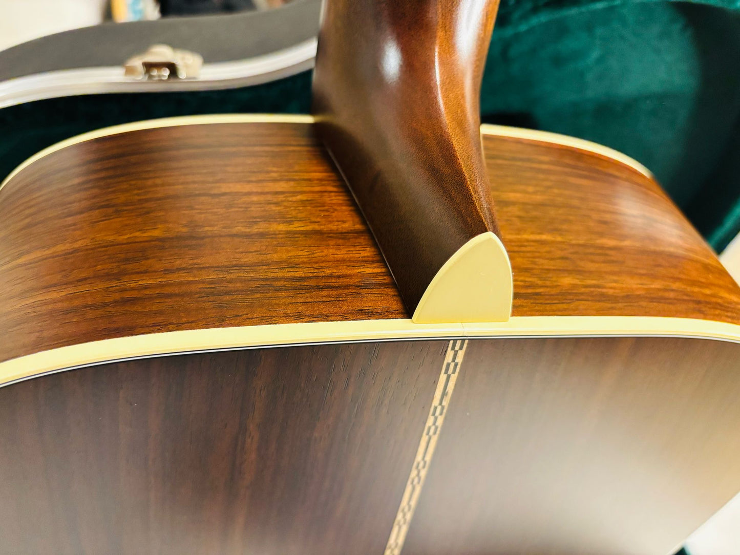 Martin D-28 Street Legend ( Pre-owned) 2024
