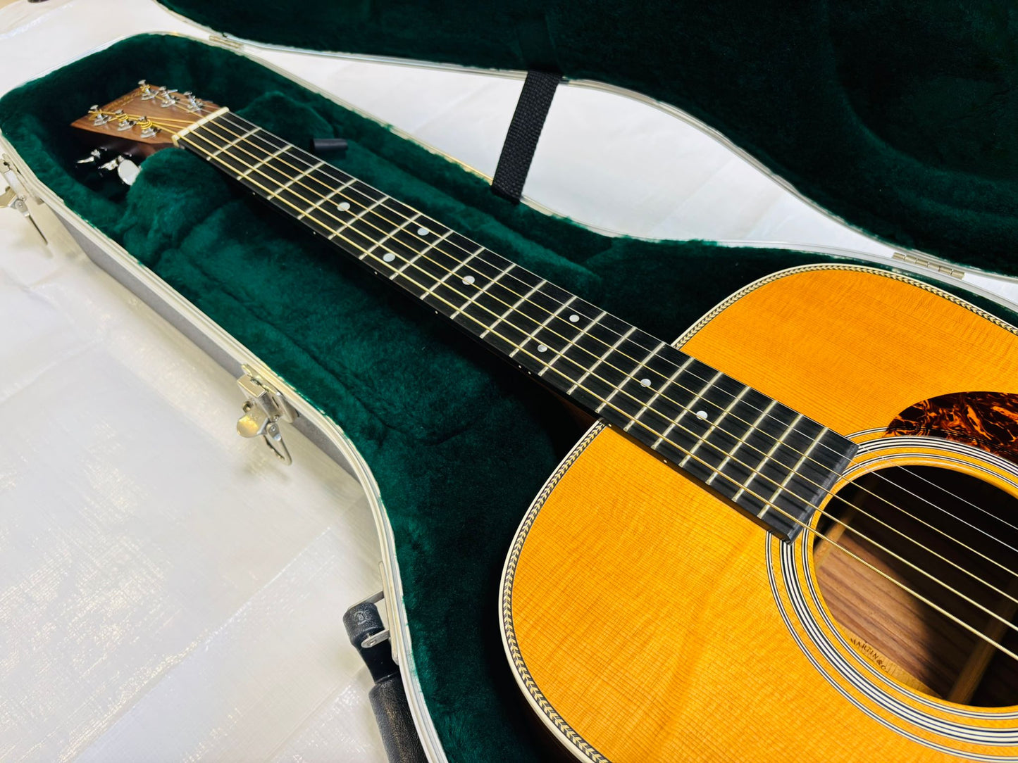 Martin HD-28 (Pre-owned) 2014