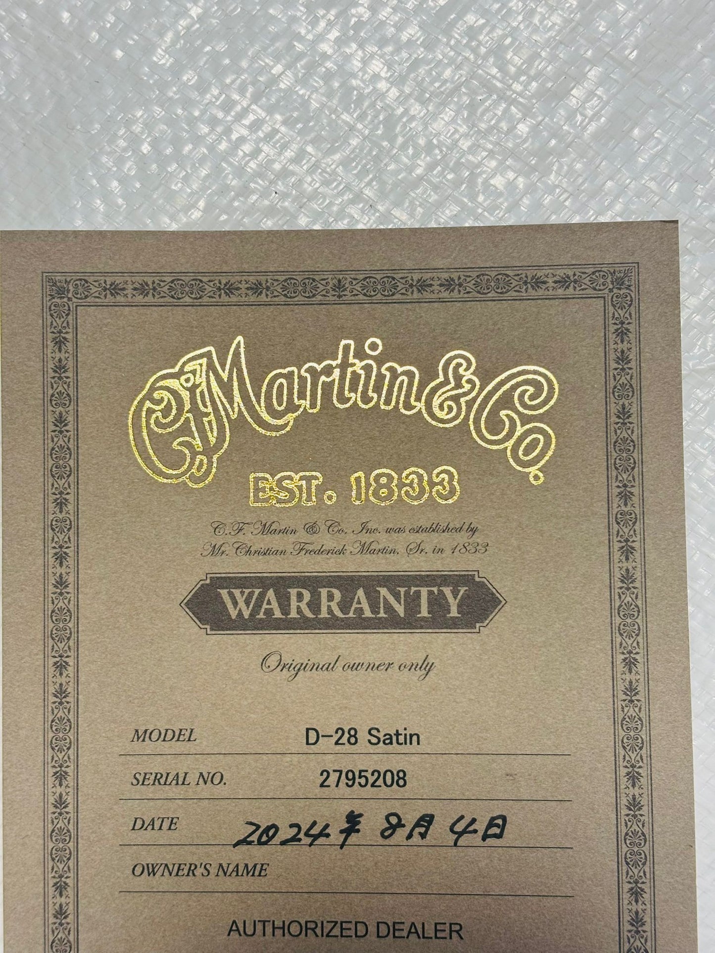 Martin D-28 satin (Pre-Owned) 2024