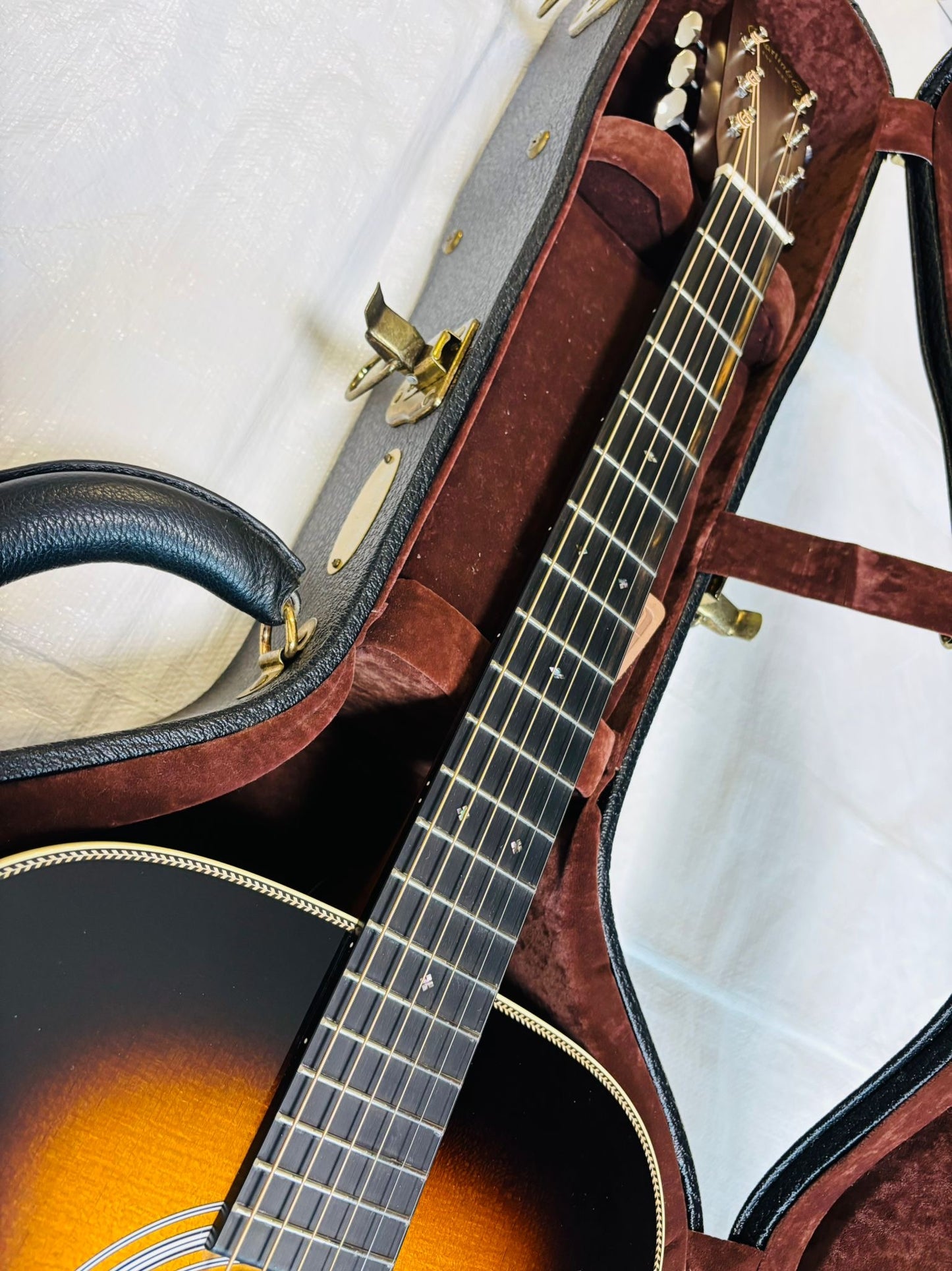 Martin 000-28 Sunburst (Pre-owned) 2023