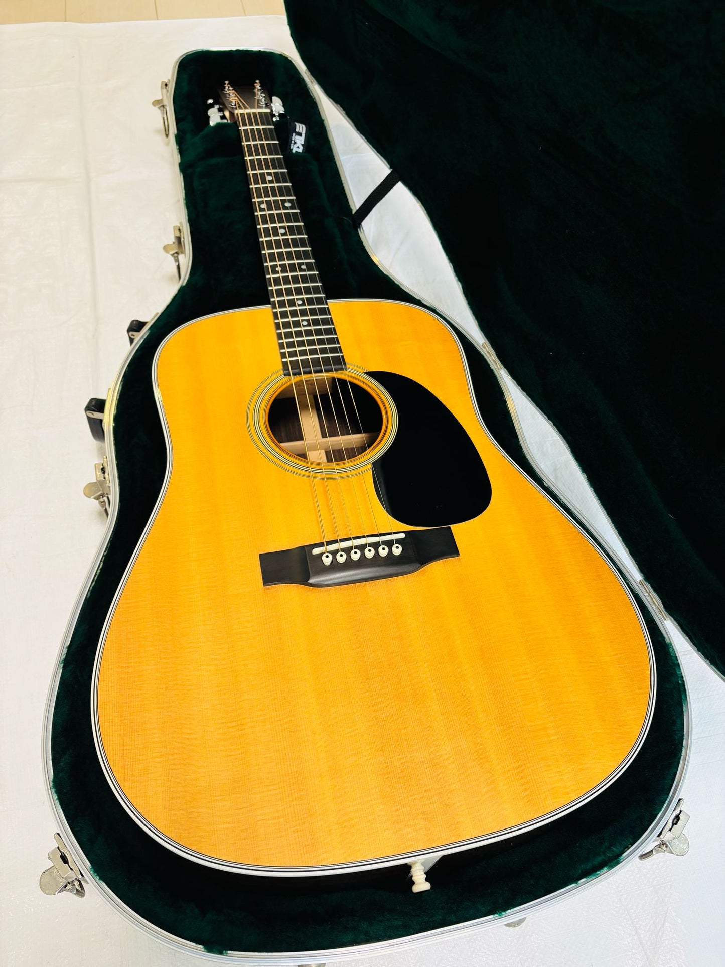 Martin D-28 custom shop (Pre-owned) 2010