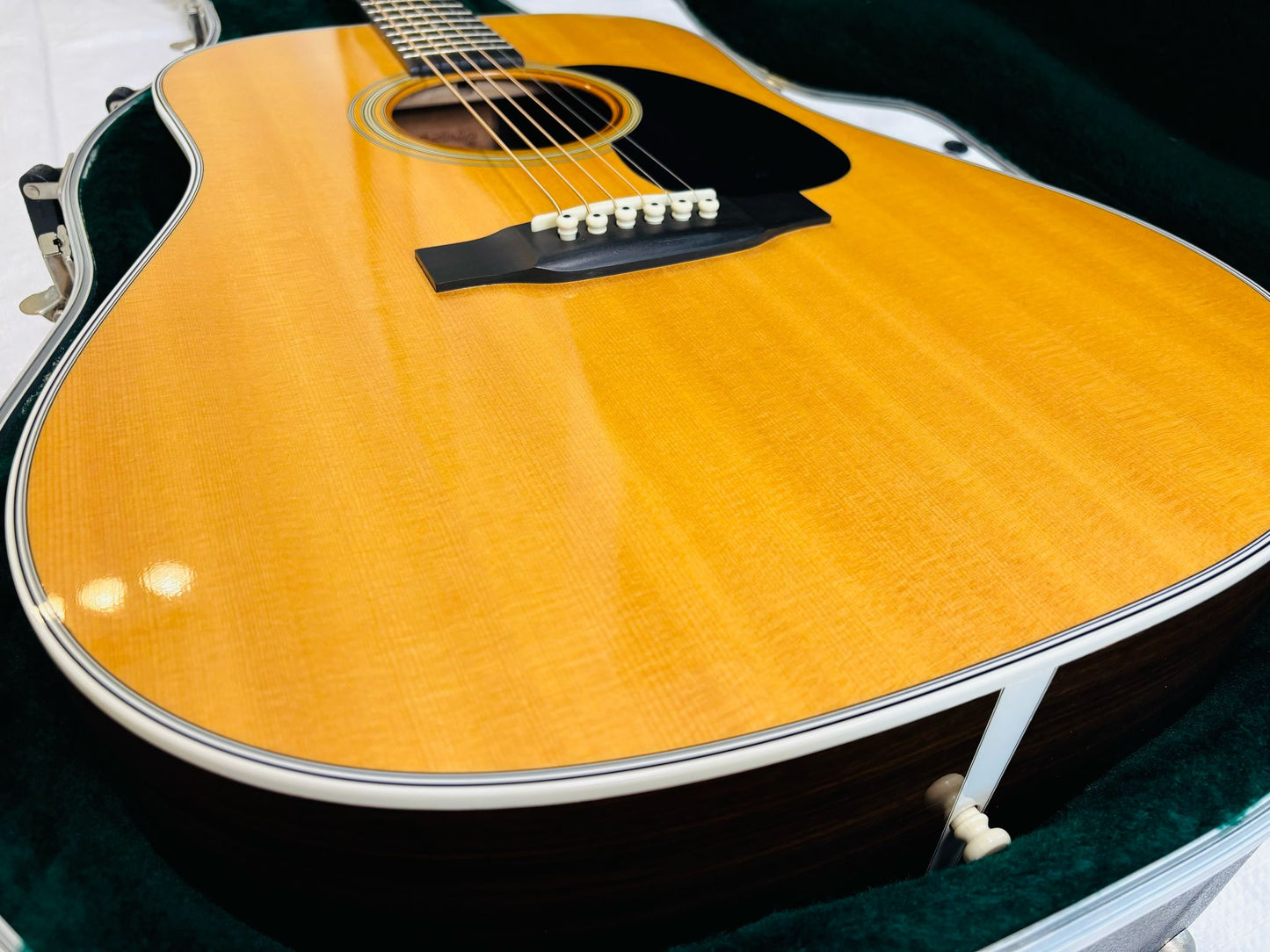 Martin D-28 custom shop (Pre-owned) 2010
