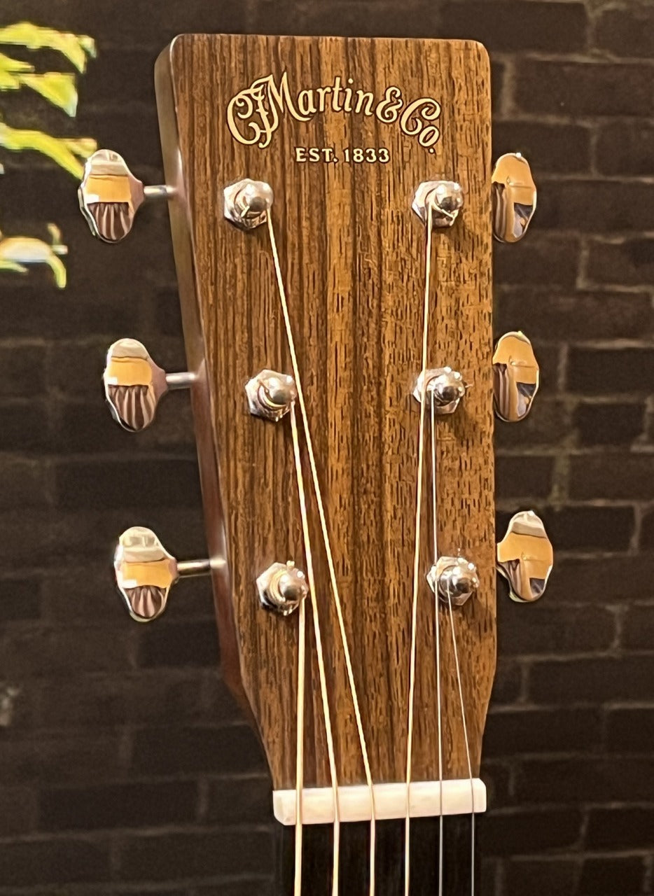 Martin D-18 satin Amberburst (Pre-owned) 2024 Brand New