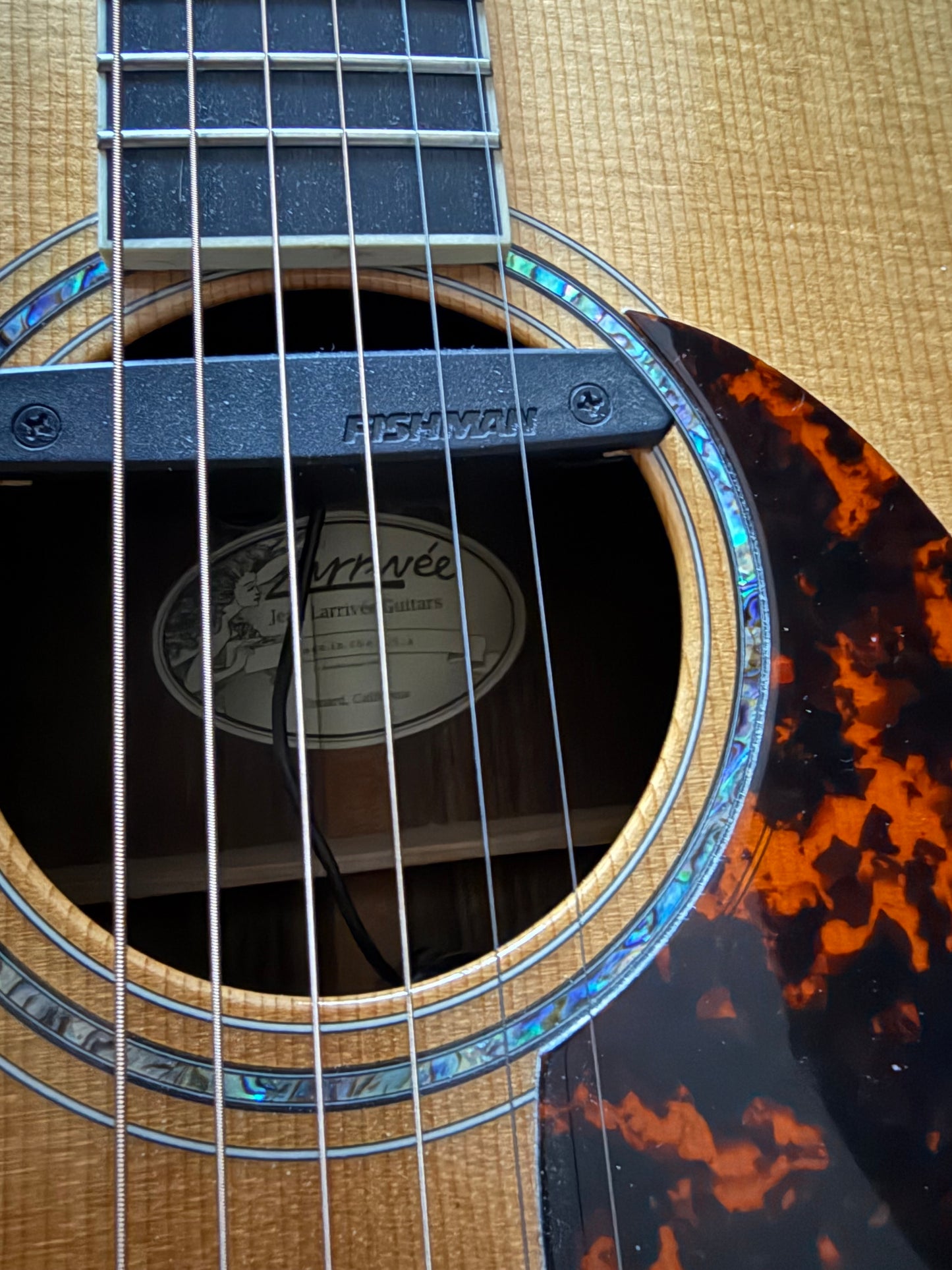 Larrivee L-09 (Pre-owned) 2014 Fishman