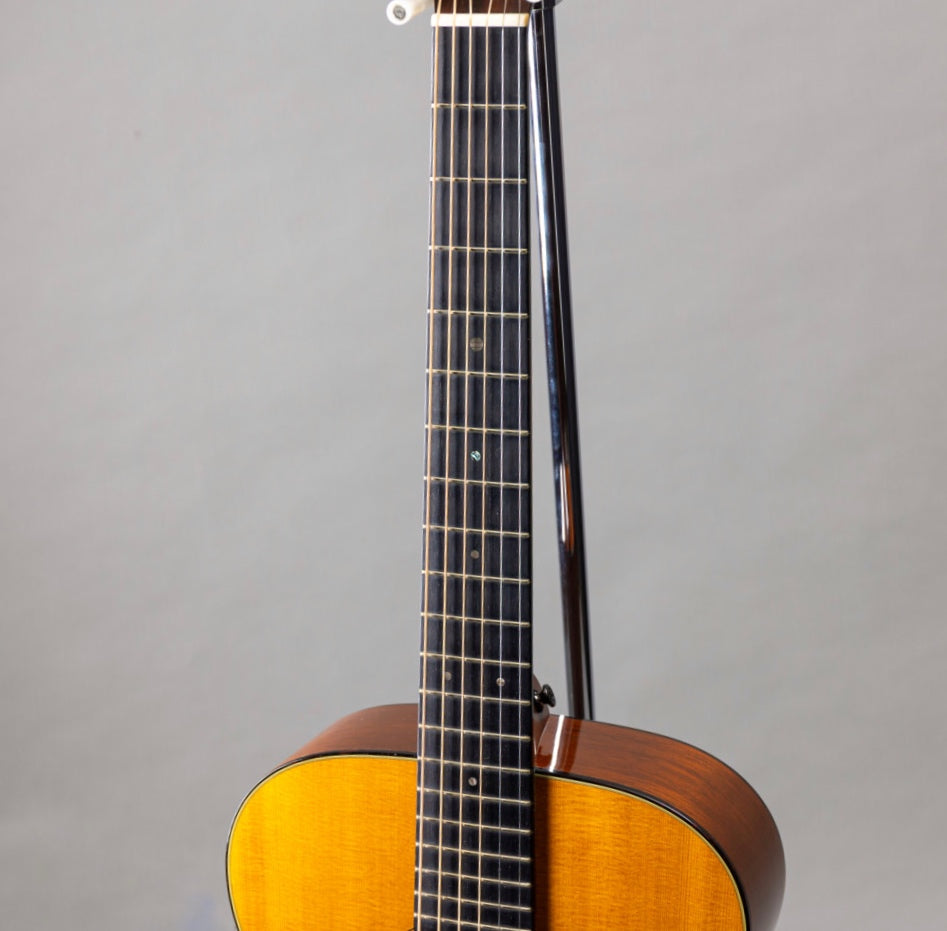 Martin 00-18V (Pre-owned) 2004 Vintage Series