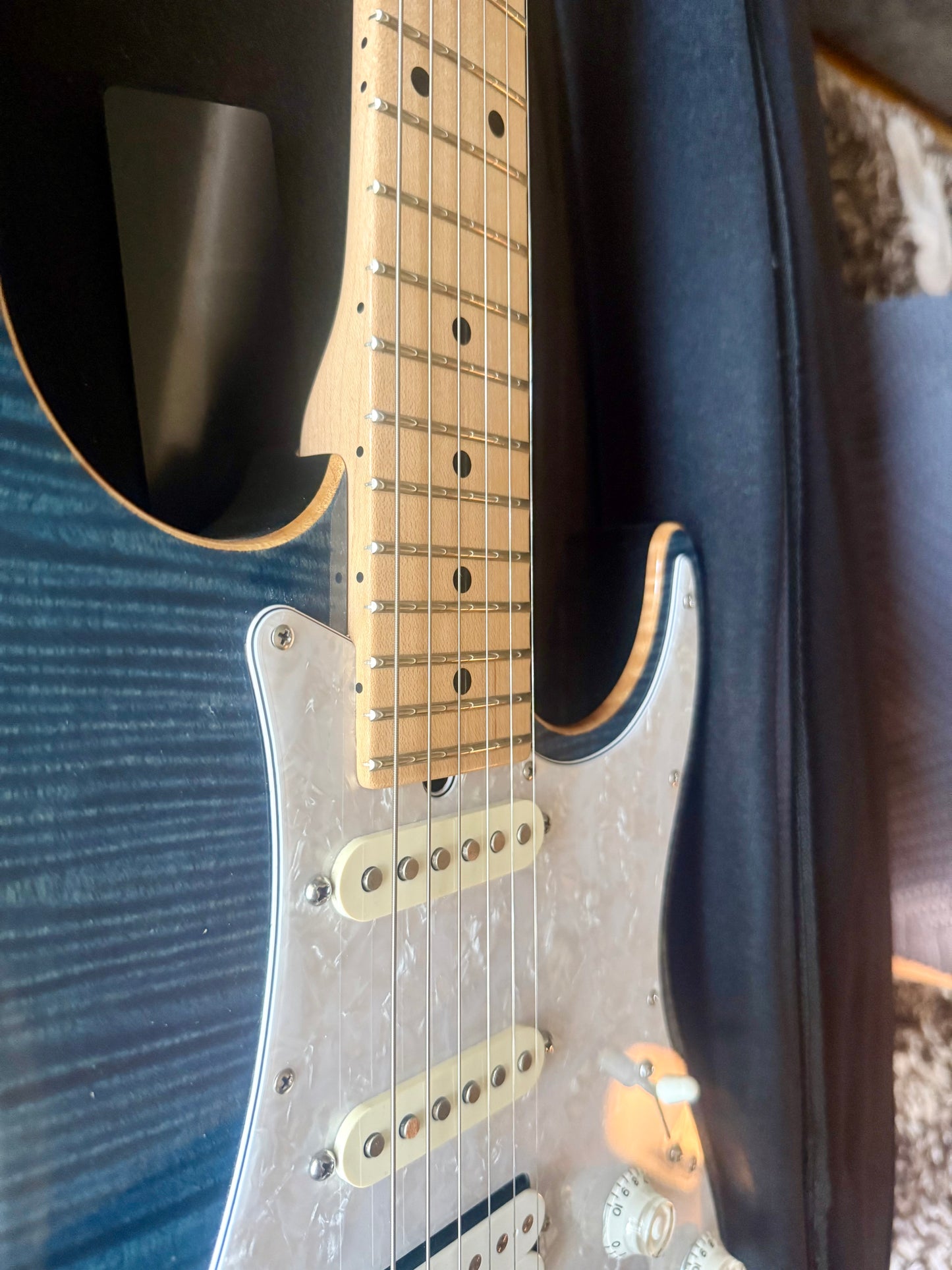 Suhr Pro Series S4 (Pre-Owned) 2010