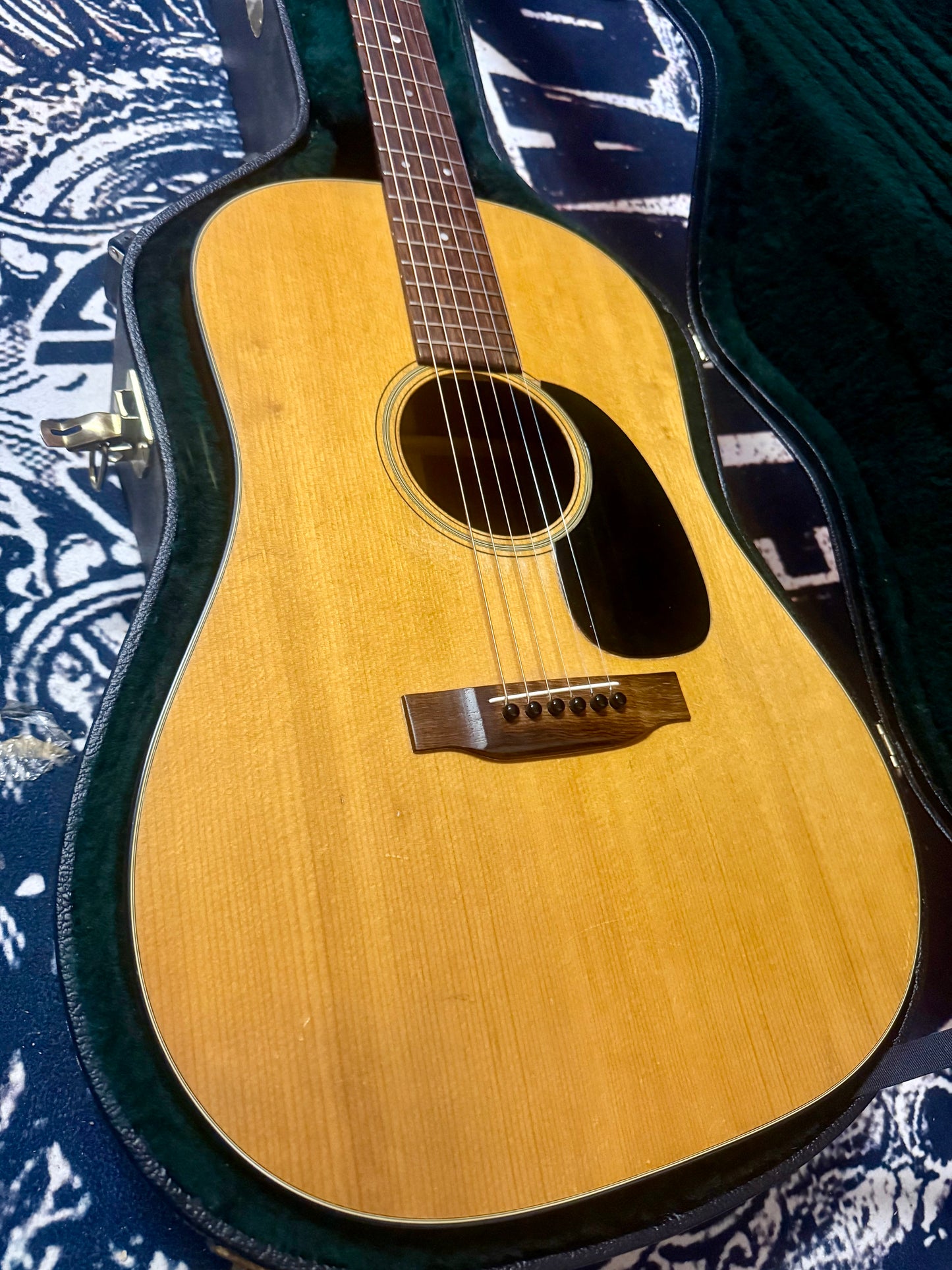 Martin D-18S 1971 ( Pre-owned) vintage 12 fret Dreadnought