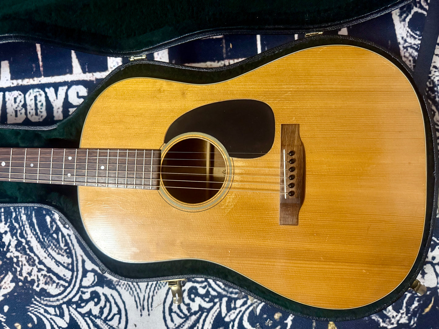 Martin D-18S 1971 ( Pre-owned) vintage 12 fret Dreadnought