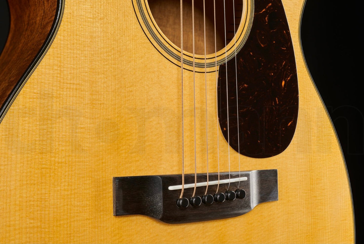 Martin 00-18