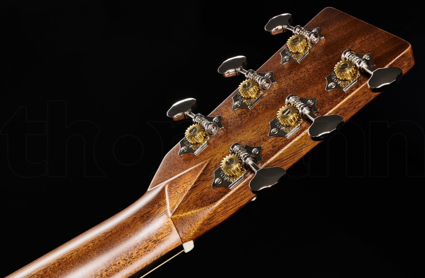 Martin 000-28 Sunburst