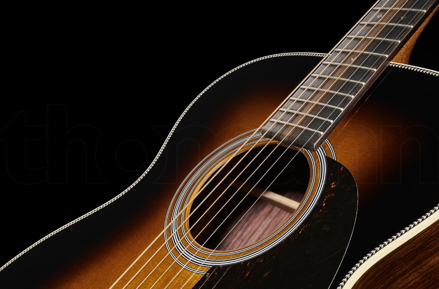 Martin 000-28 Sunburst
