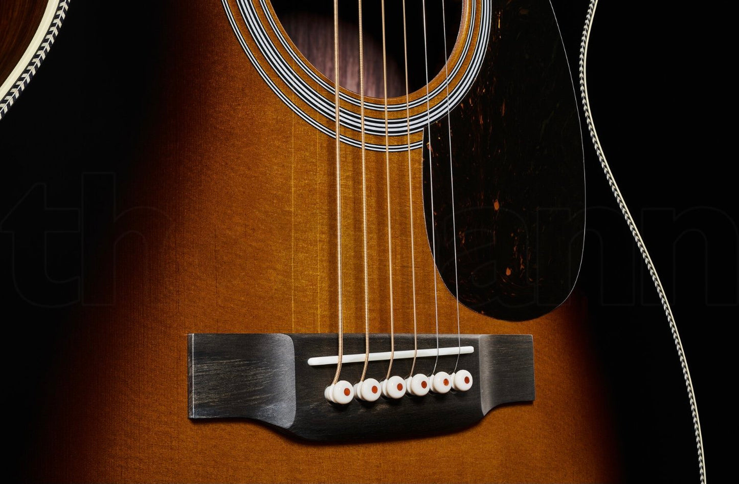 Martin 000-28 Sunburst
