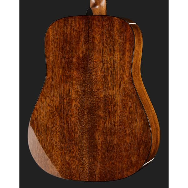 Martin D-18