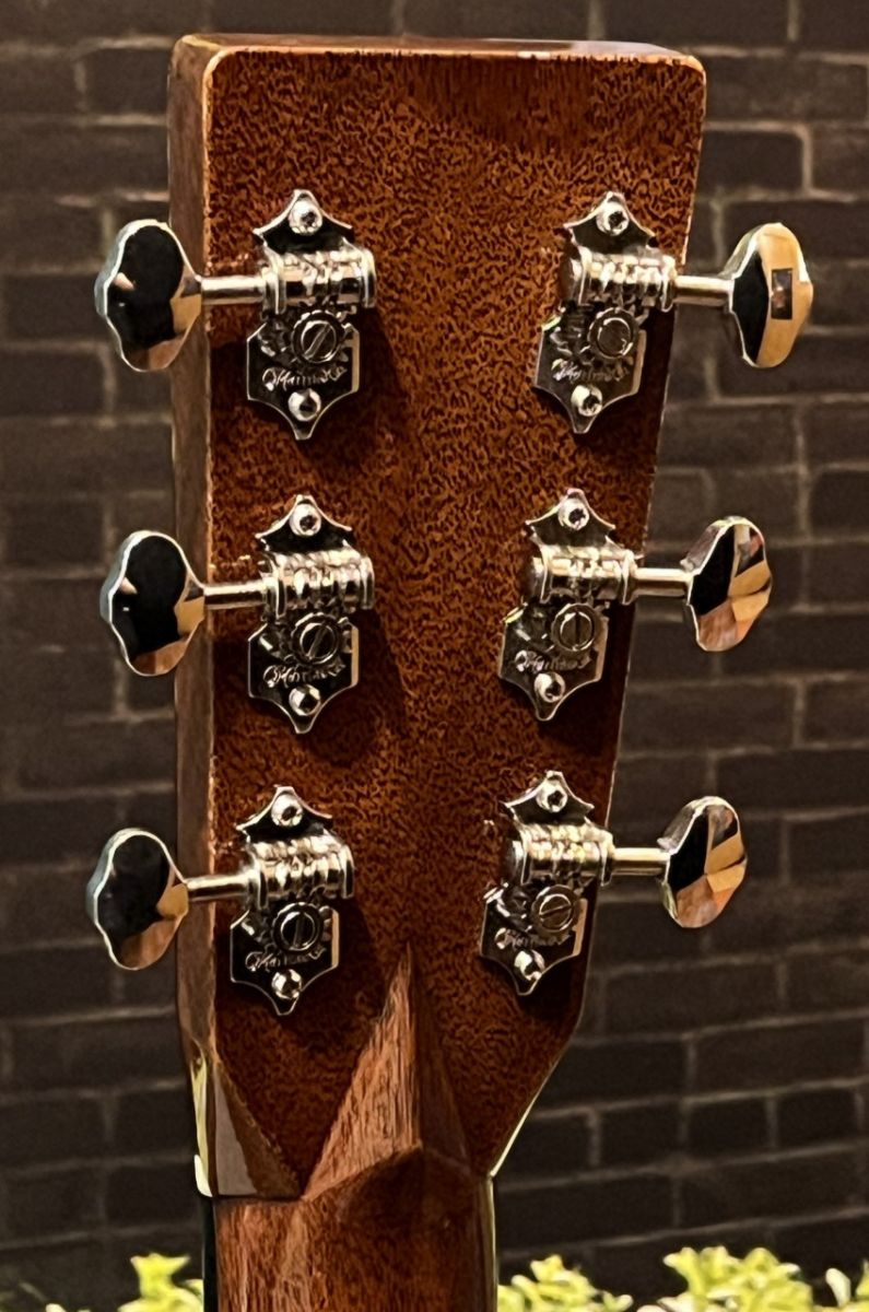 Martin 000-28EC Eric Clapton (Pre-owned) 2023 like new