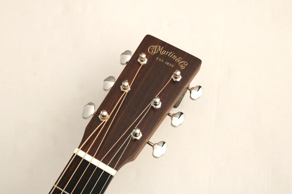 Martin 000-18 (pre-owned) acoustic guitar 2024