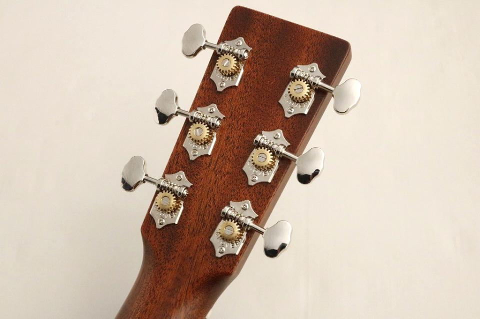 Martin 000-18 (pre-owned) acoustic guitar 2024