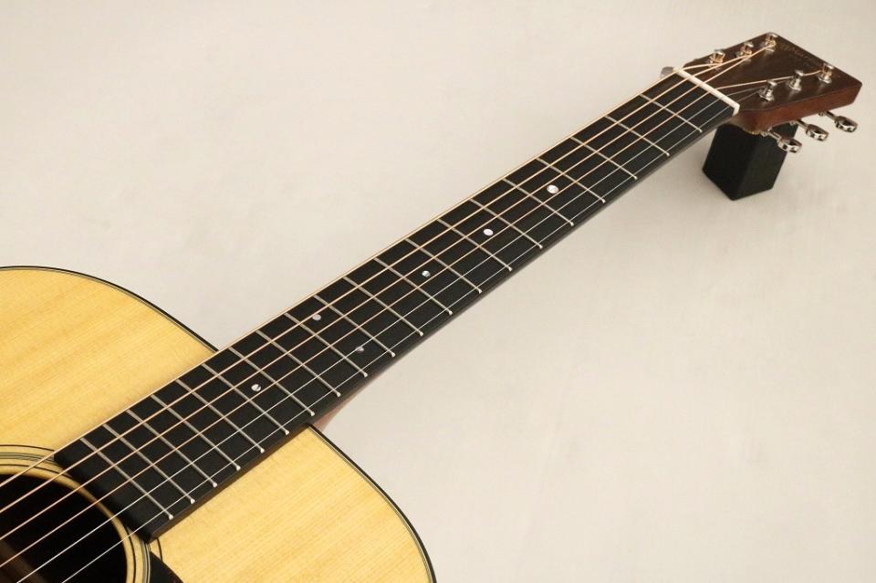 Martin 000-18 (pre-owned) acoustic guitar 2024