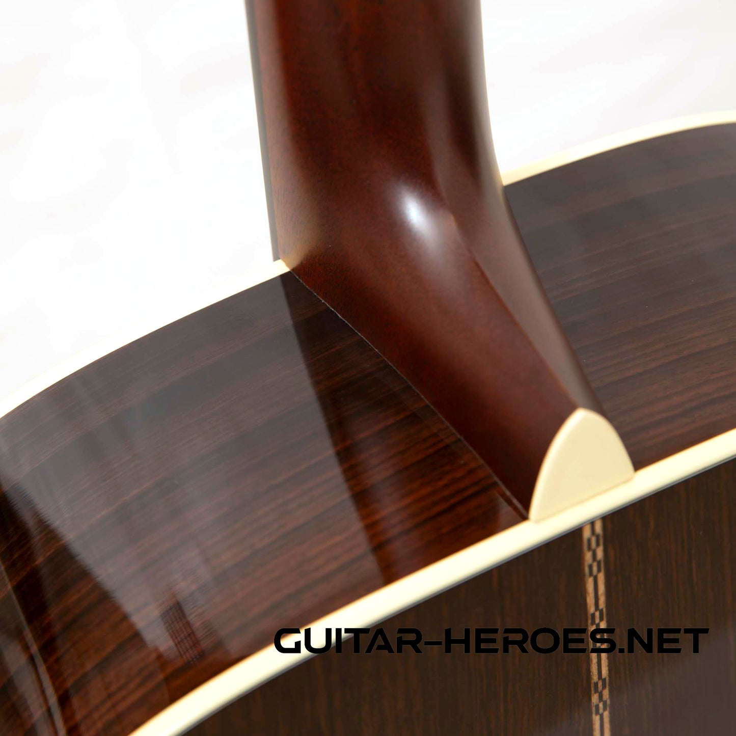 Martin D-28 Ambertone 2024 - New