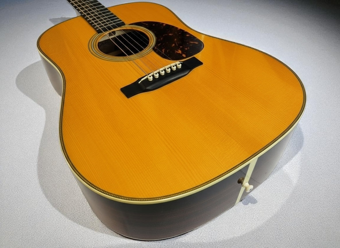 Martin D-28 Marquis (Pre-owned) 2015 Adirondack
