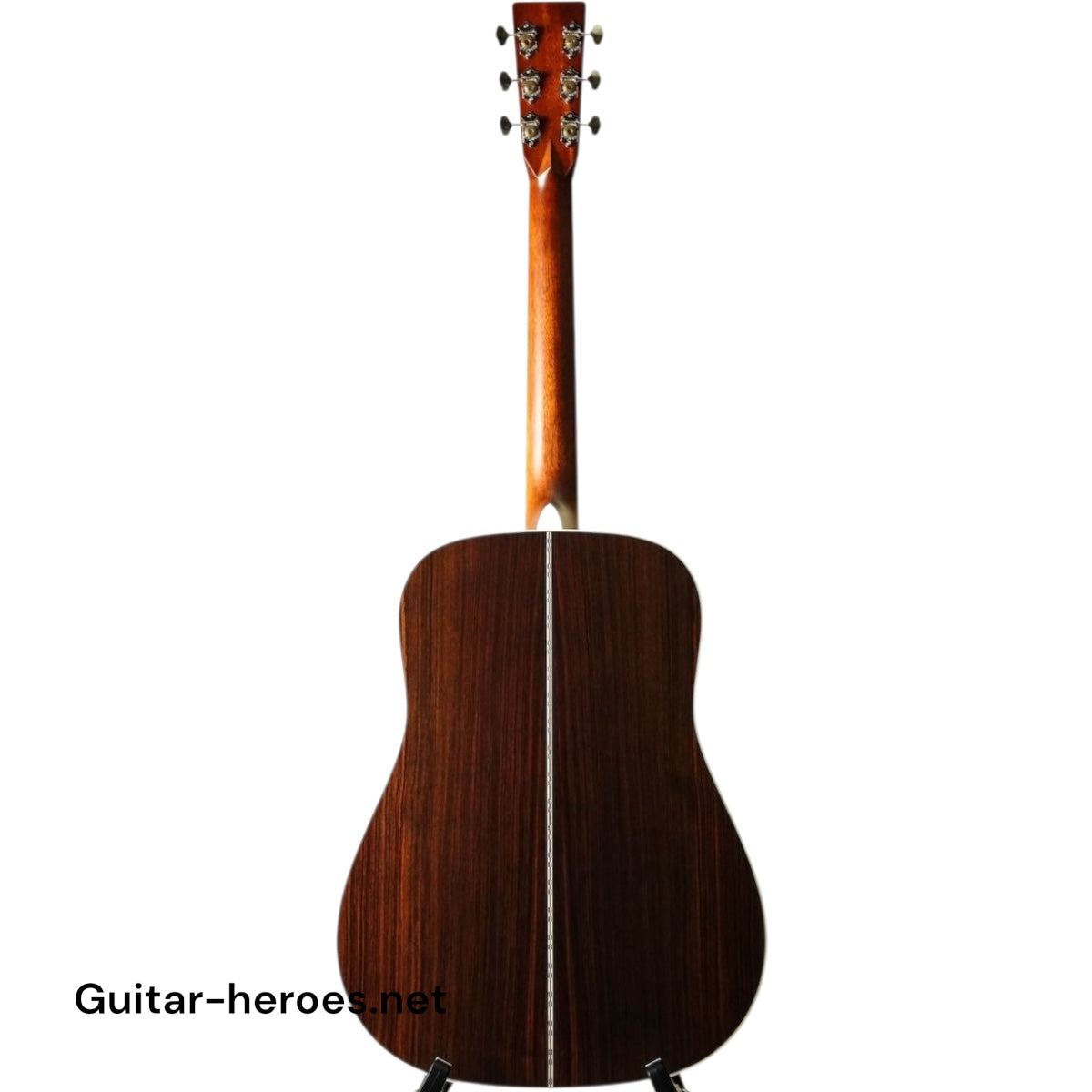 Martin D-28 Satin Ambertone (Pre-owned) 2024 brand new