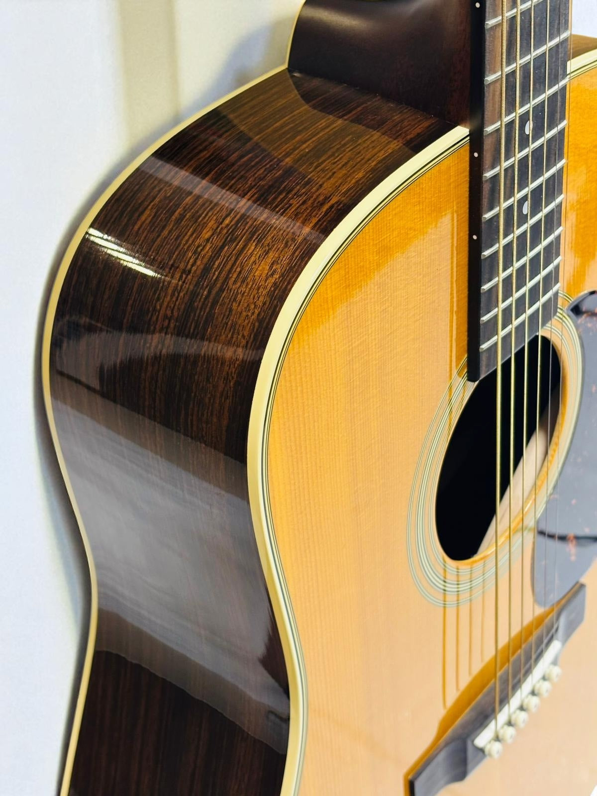 Martin D-28 (Pre-owned) 2022