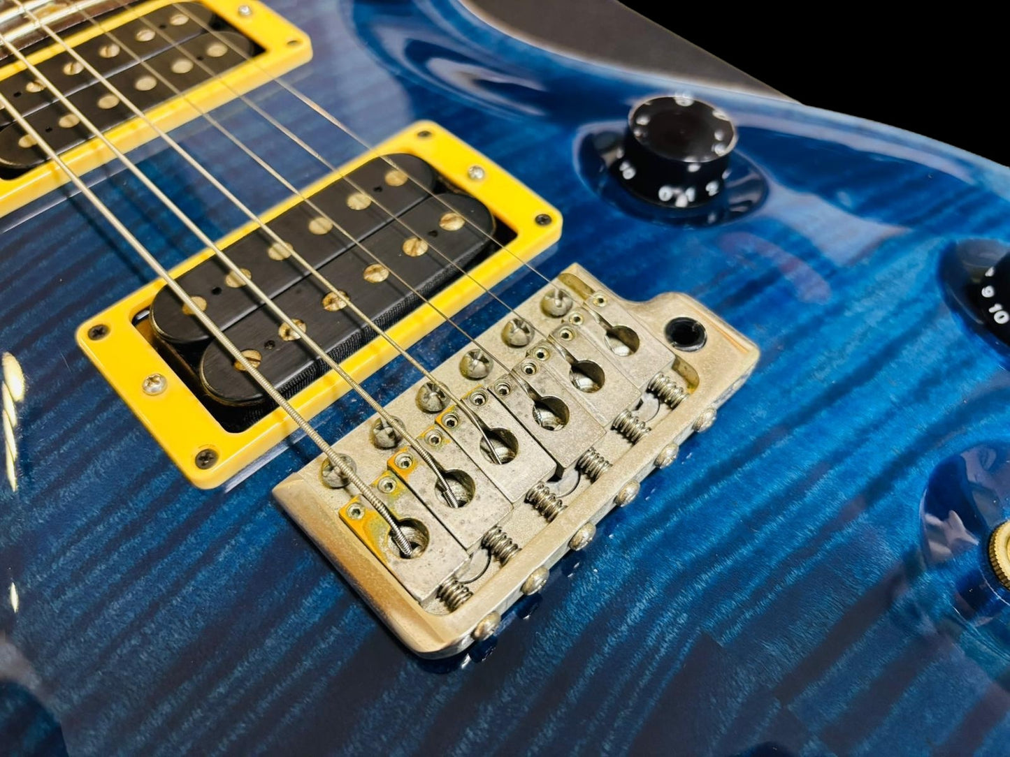 PRS Custom 24 Whale Blue 10-Top (Pre-owned) 2008