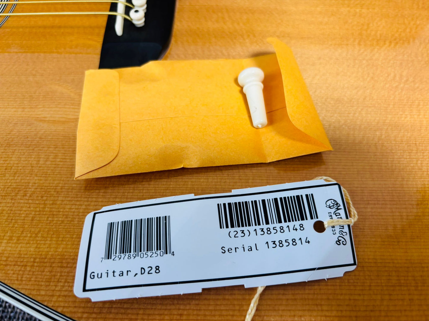 Martin D-28 (Pre-owned) 2009