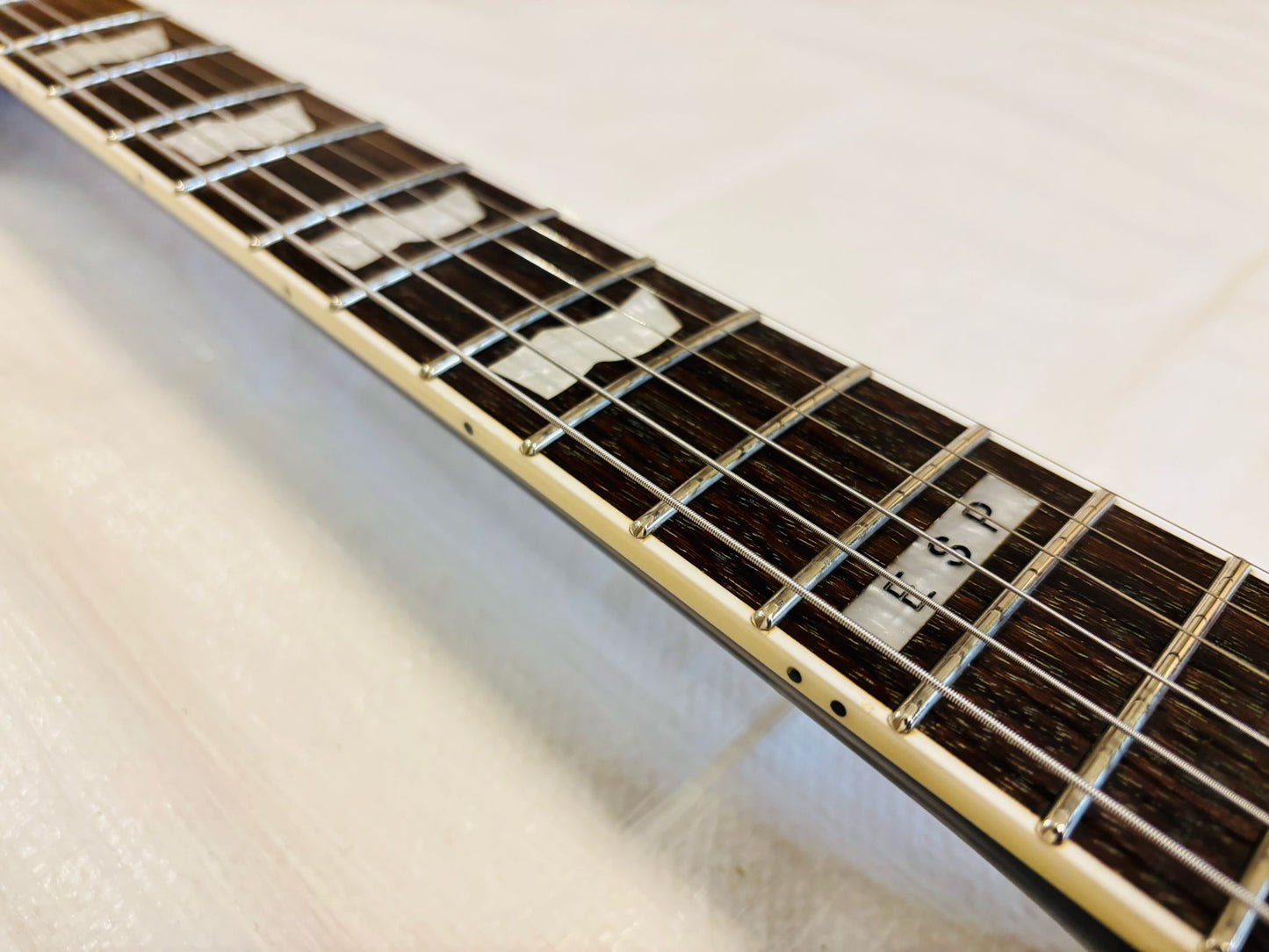 ESP E-II Eclipse QM / MB Marine Blue Burst (Pre-owned)