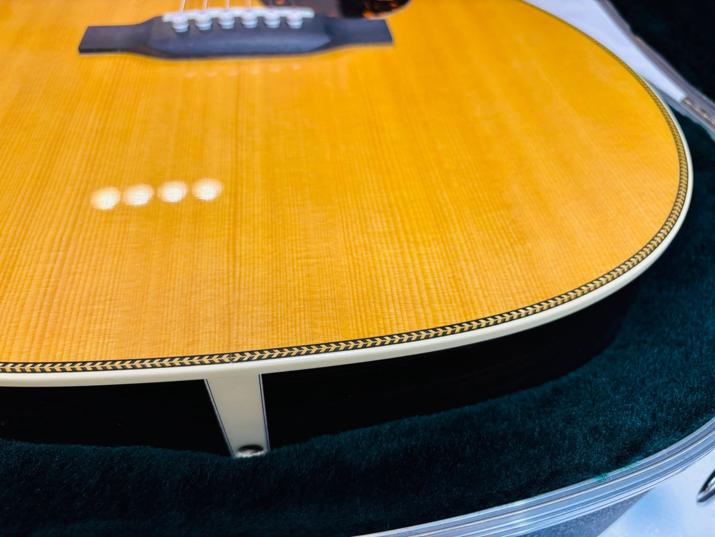 Martin OM-28 (Pre-owned) 2024 - Like Brand New