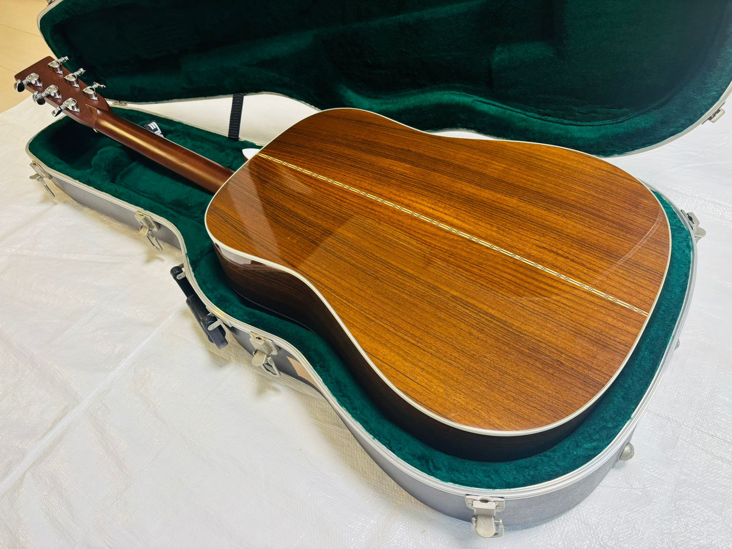 Martin D-28 (Pre-owned) 2009