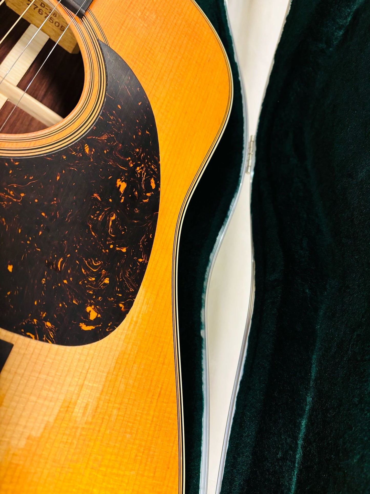 Martin D-28 Street Legend ( Pre-owned) 2024