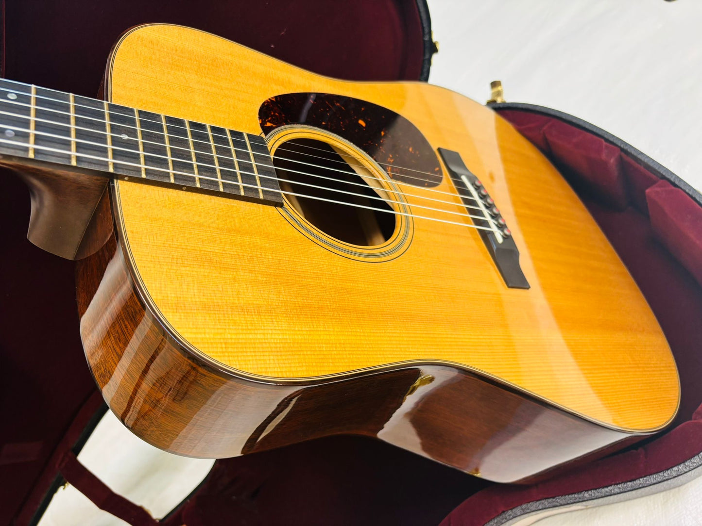 Martin D-18 Modern Deluxe (Pre-owned) 2021