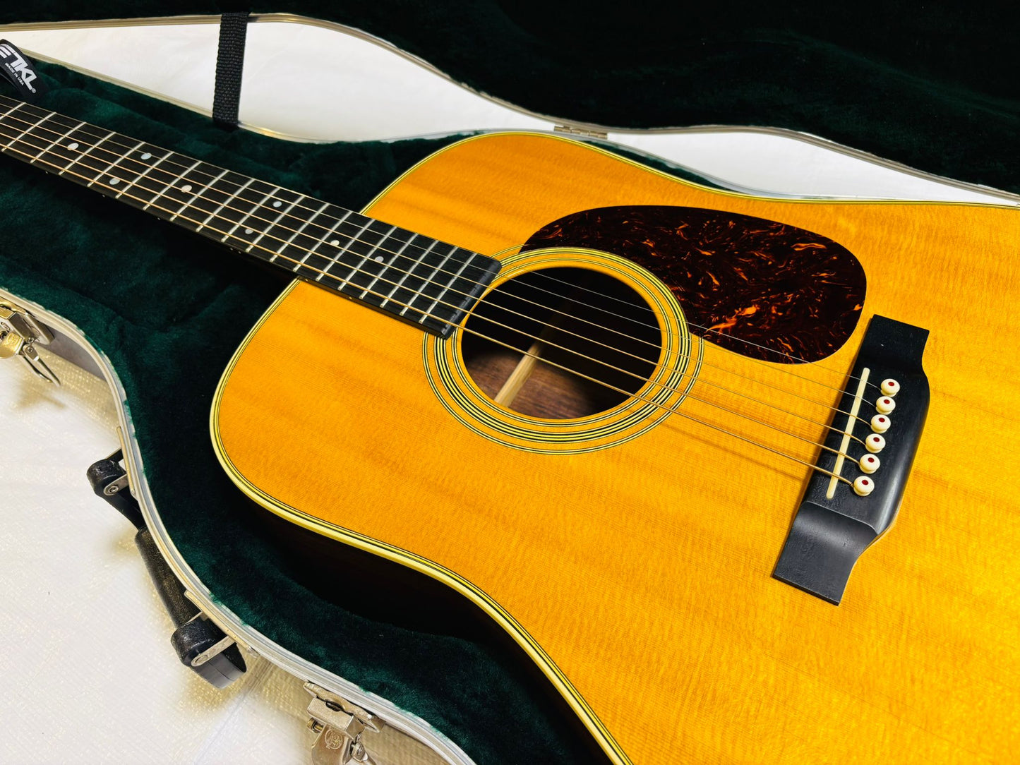Martin D-28 (Pre-owned) 2019